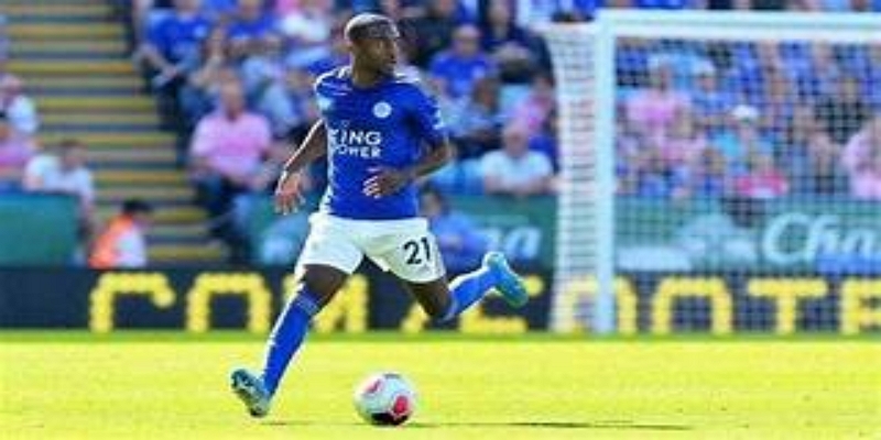 战术革新：三线高压与全局控制-星空体育