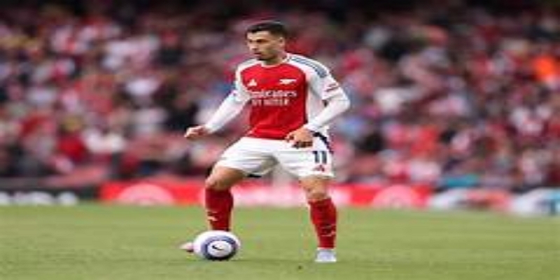 星空体育观察：锋线争夺升级，豪门布局各有侧重-星空体育