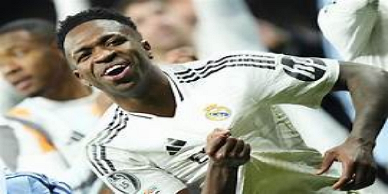 星空体育解析—皇马与巴萨双线压力下的争冠节奏变化-星空体育